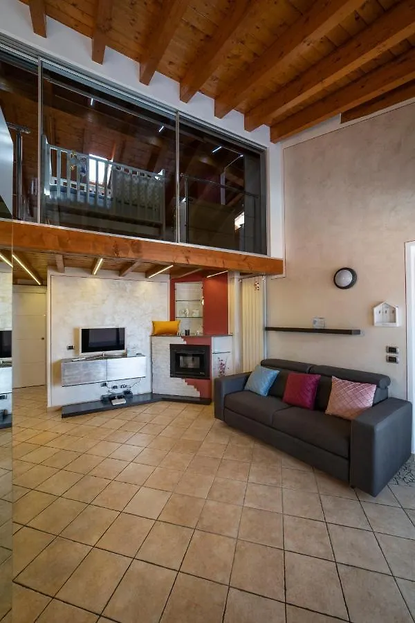 Diamond Suite Sulzano Apartment